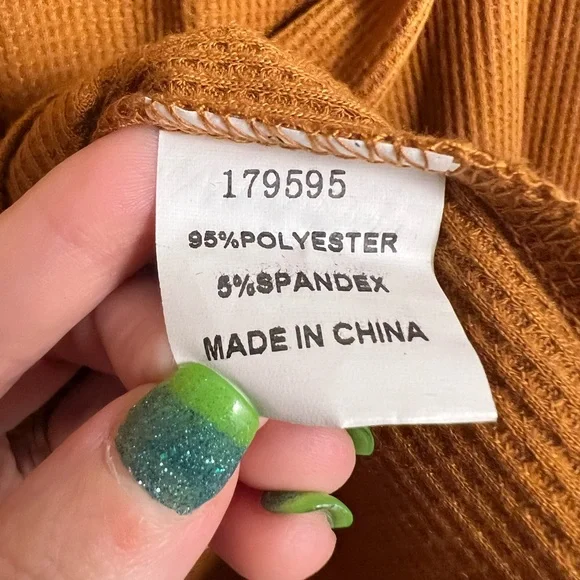 Tickled Teal Mustard Thermal puff sleeve Top, Women’s S - Picture 4 of 6